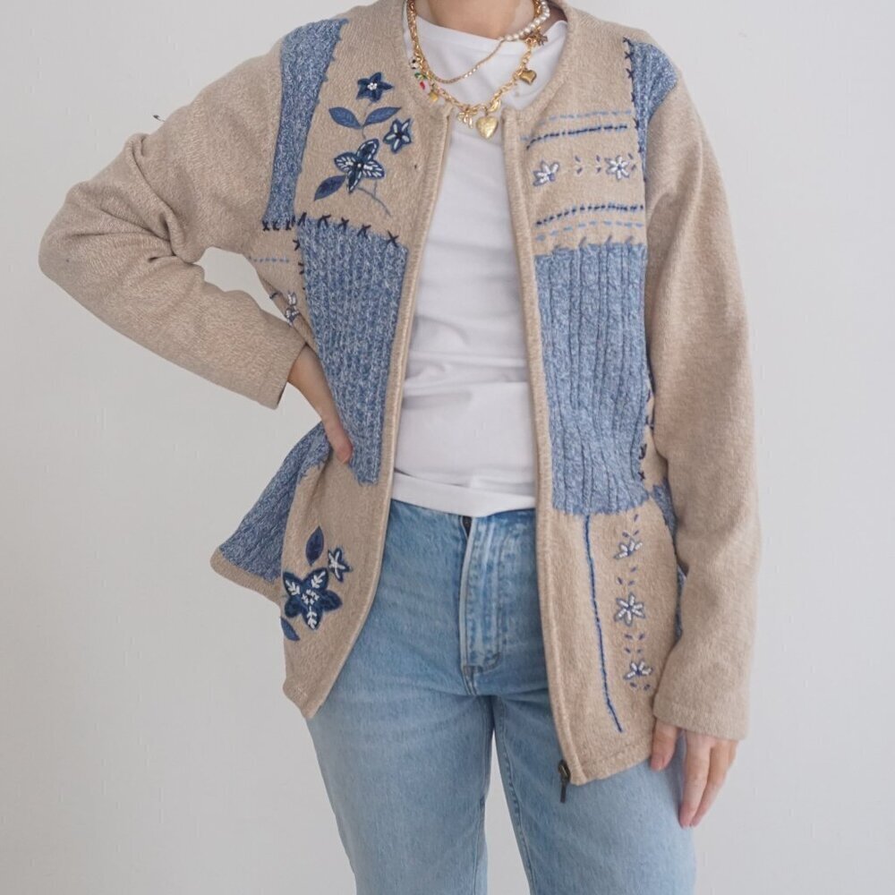 Alia Beige Blue Embroidered Floral Knit Zip Up Cardigan Sweater Large